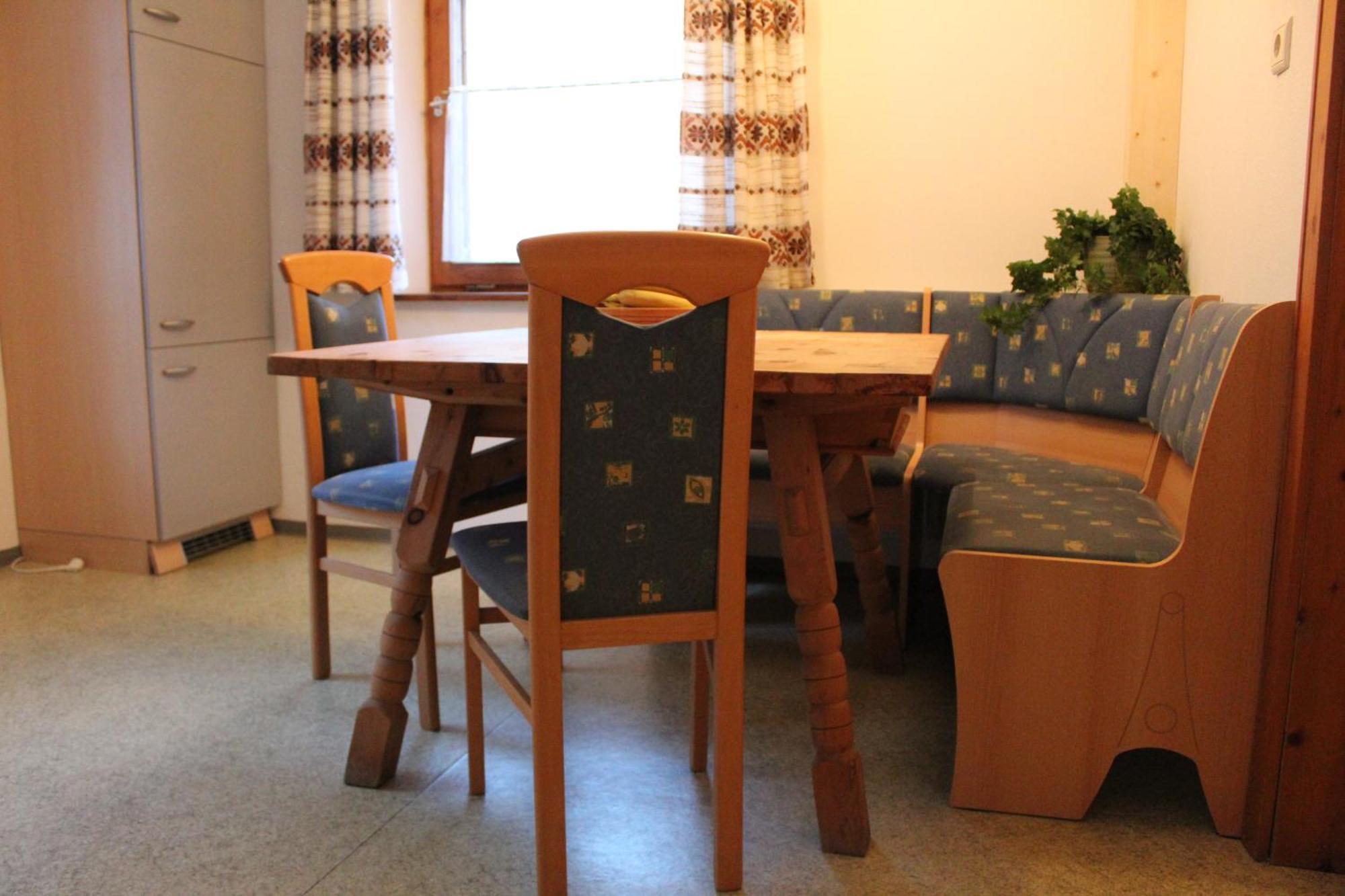 Lue De Terza Apartment San Vigilio Di Marebbe Luaran gambar
