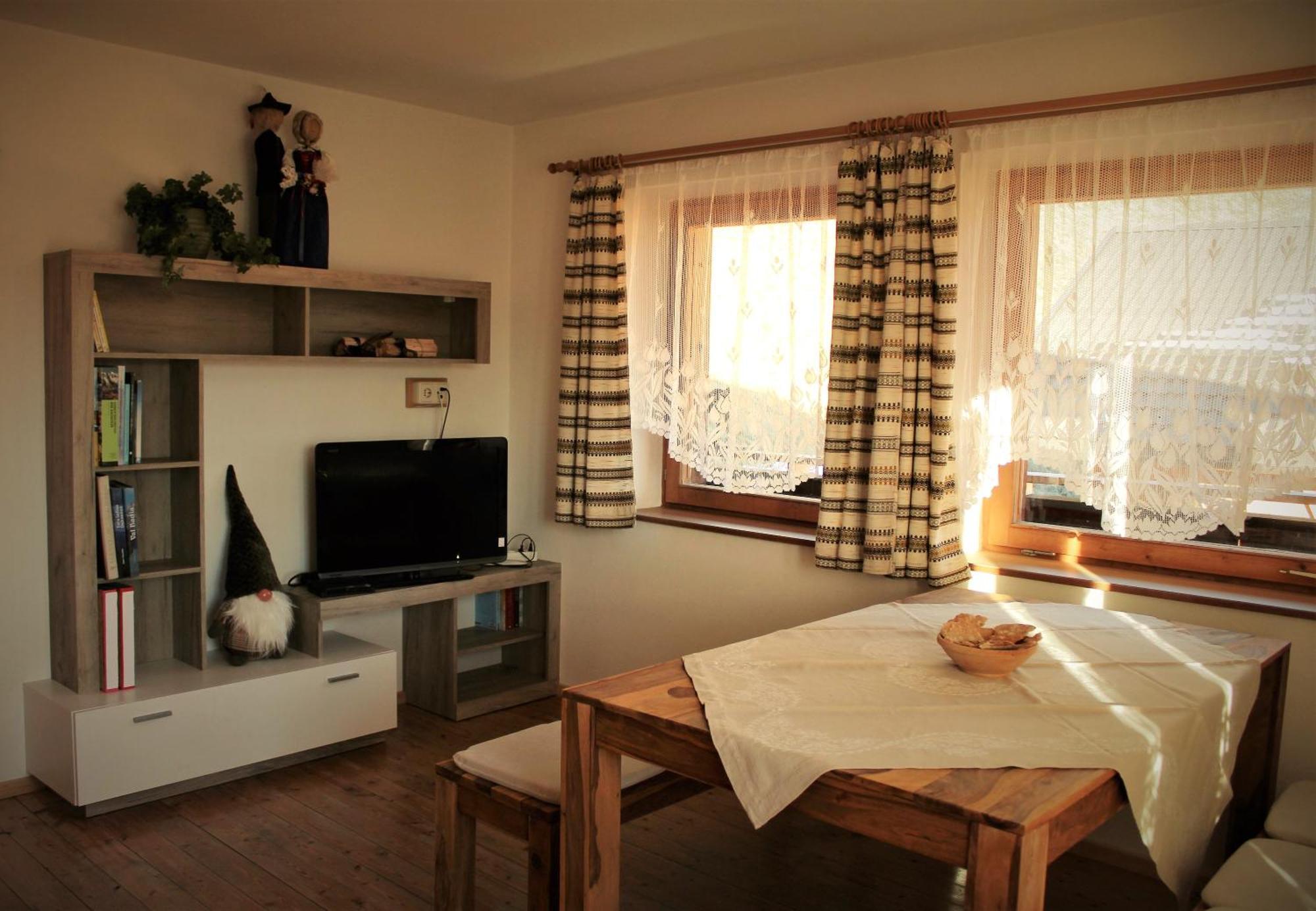 Lue De Terza Apartment San Vigilio Di Marebbe Luaran gambar
